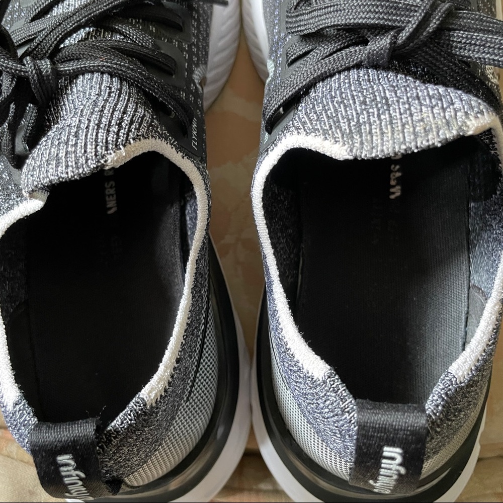 Nike React Infinity Run Flyknit 10 - image 8